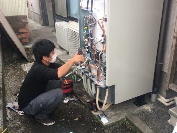 【宮崎市都城市 M様邸】エコキュート工事