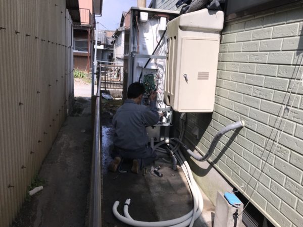 【宮崎県都城市 Ｋ様邸】エコキュート工事