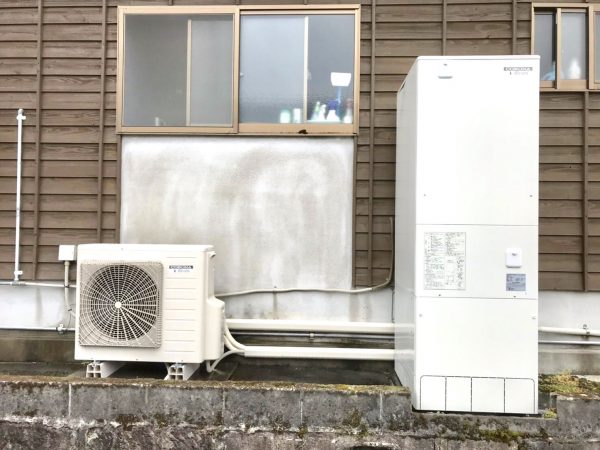 【宮崎県都城市 K様邸】エコキュート工事