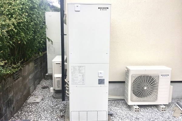 【宮崎県宮崎市 K様邸】エコキュート二世帯工事