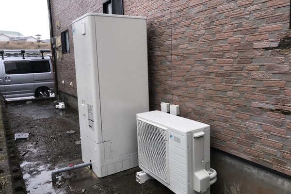 【宮崎県都城市 Ｋ様邸】エコキュート工事