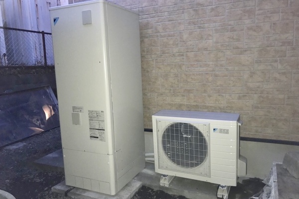 【宮崎県都城市 K様邸】エコキュート工事